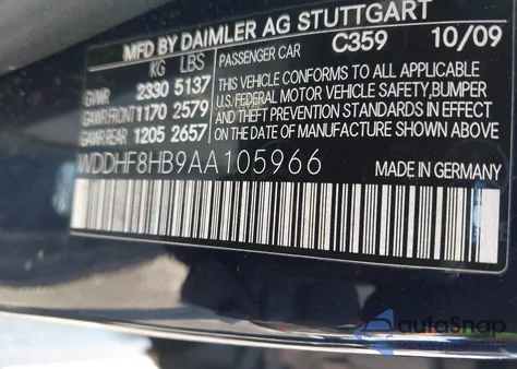 2010 Mercedes-Benz E 350 4Matic z USA, uszkodzony, nr VIN WDDHF8HB9AA105966